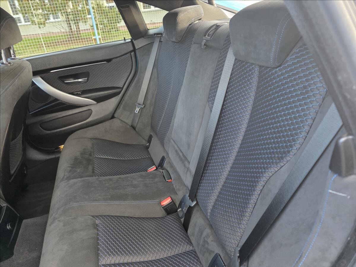 BMW Řada 4 Kupé 3,0 l 190 kw