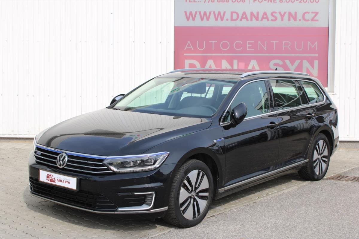 Volkswagen Passat Sedan / Limuzína 1,4 l 115 kw
