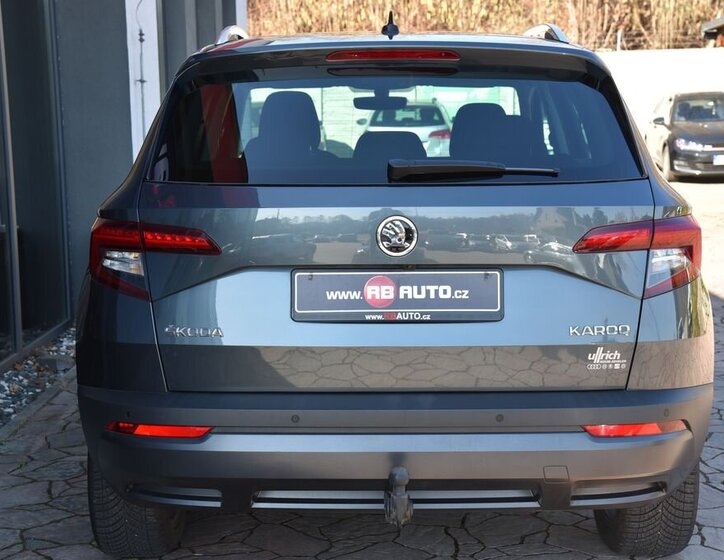 Škoda Karoq SUV / Terénní 1,5 l 110 kw