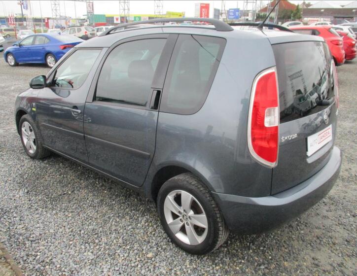 Škoda Roomster 7