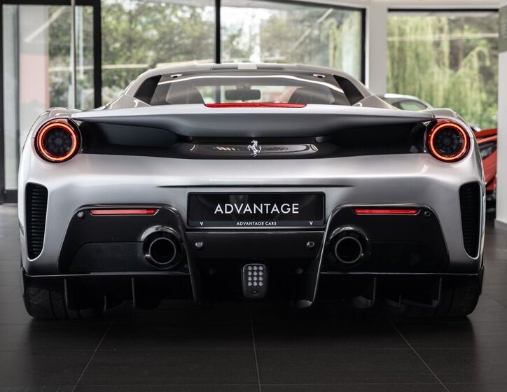 Ferrari 488 Kupé 3,9 l 530 kw