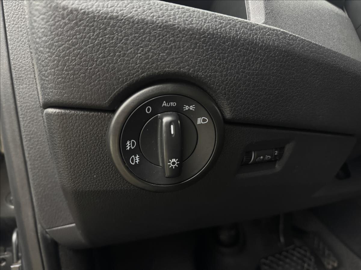 Volkswagen Caravelle Kombi 2,0 l 110 kw