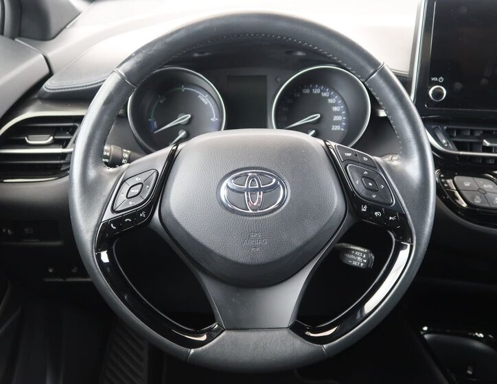 Toyota C-HR Hatchback 1,8 l 72 kw