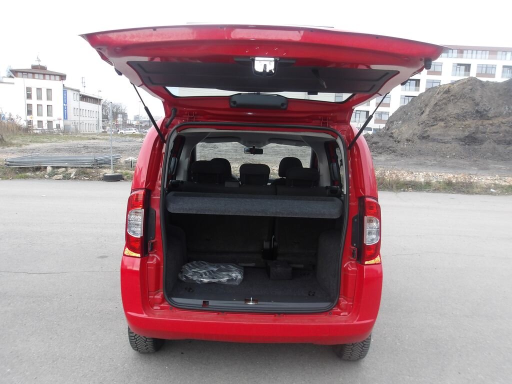 Fiat Qubo Kombi 1,4 l 54 kw
