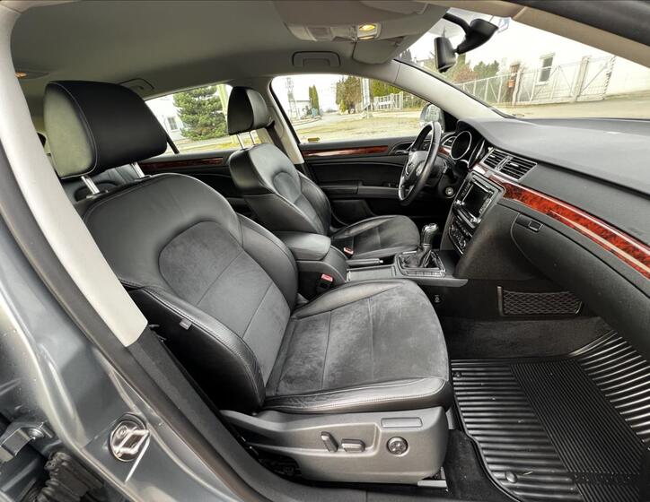 Škoda Superb 22