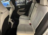 Volvo XC40 24