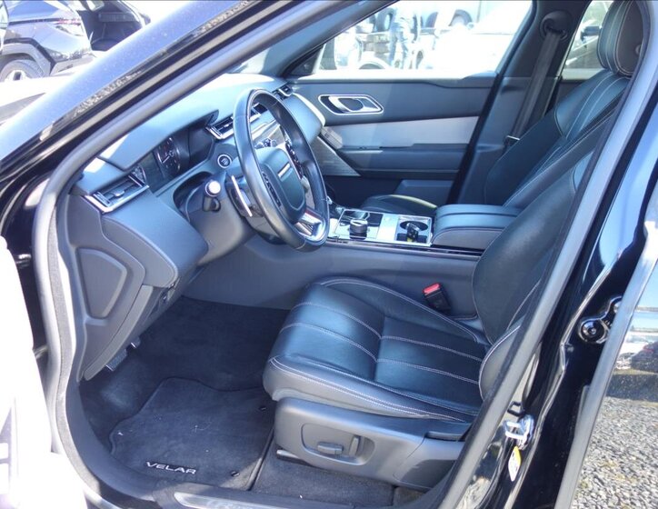 Land Rover Range Rover Velar SUV / Terénní 3,0 l 221 kw