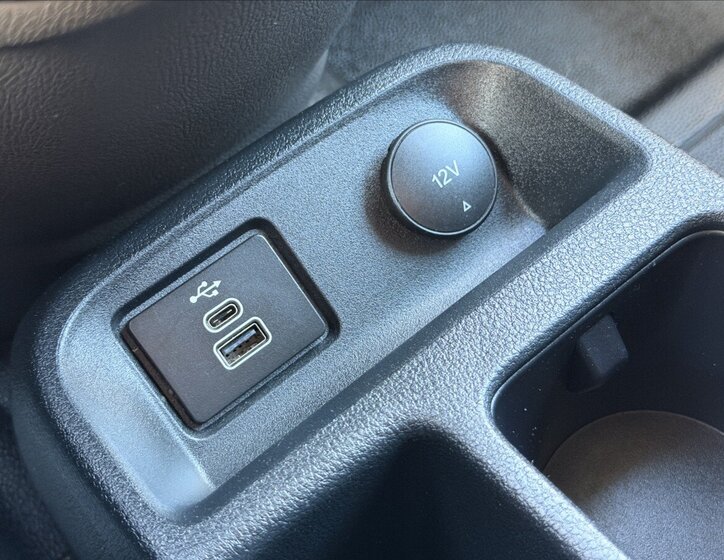 Ford Transit Connect Pick-up 1,5 l 73 kw