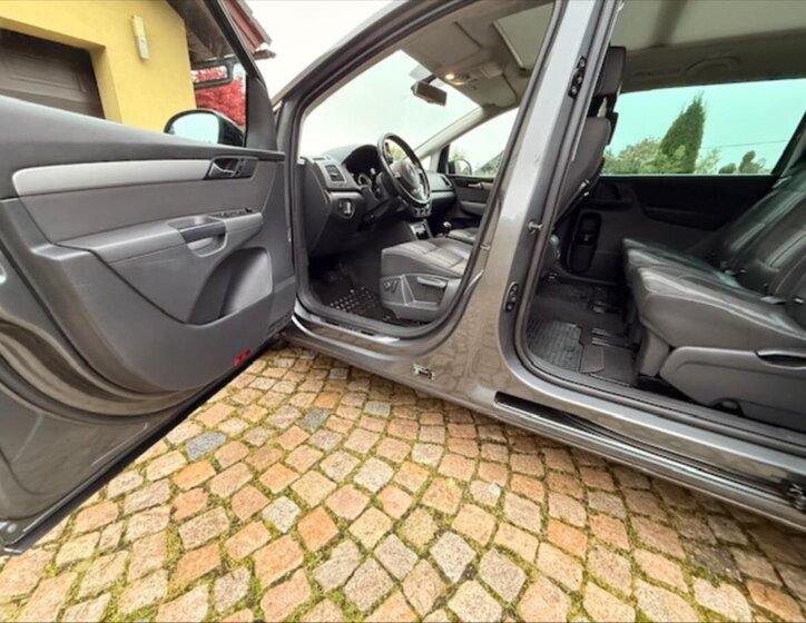 Volkswagen Sharan 24