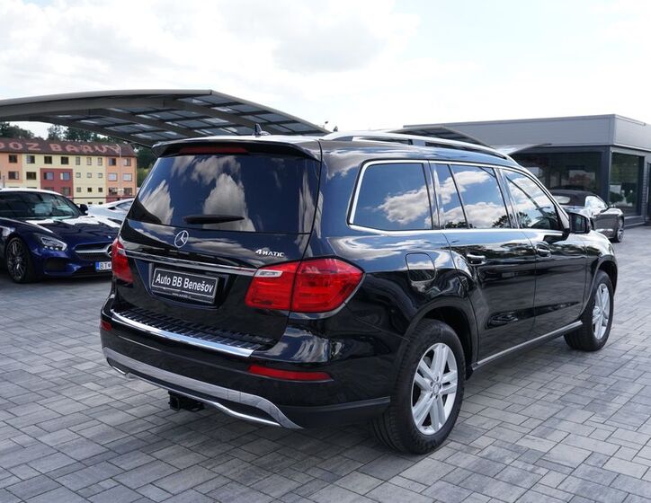 Mercedes-Benz GL 6