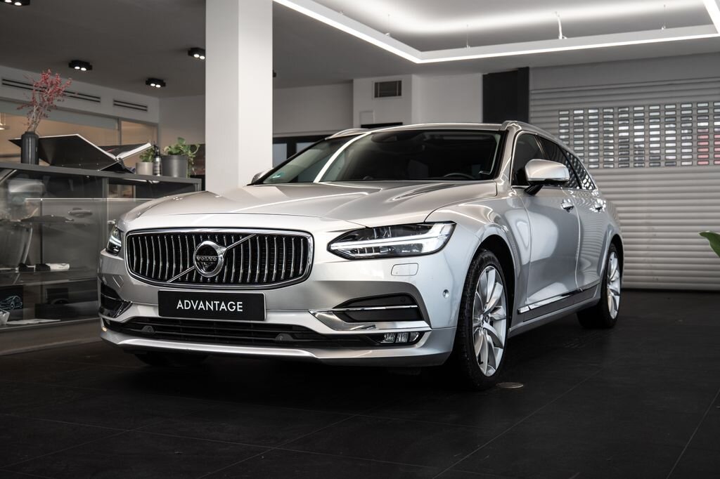 Volvo V90