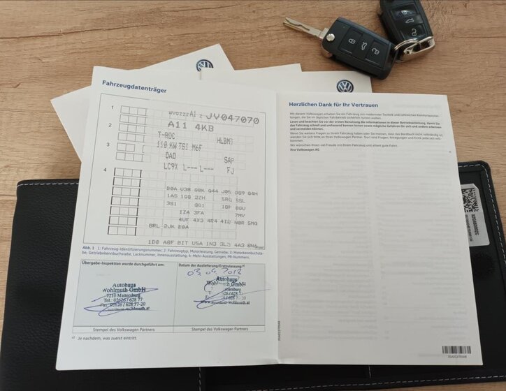 Volkswagen T-Roc SUV / Terénní 1,5 l 110 kw