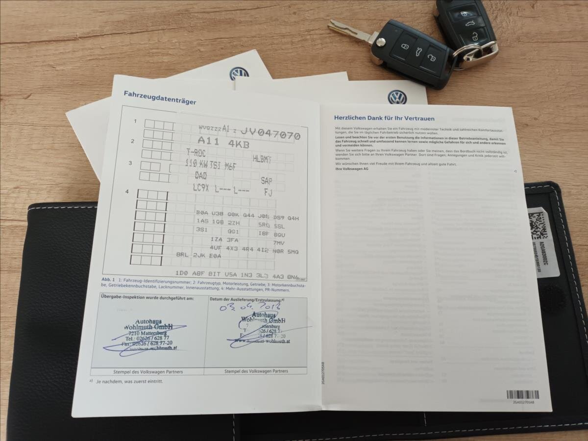 Volkswagen T-Roc SUV / Terénní 1,5 l 110 kw