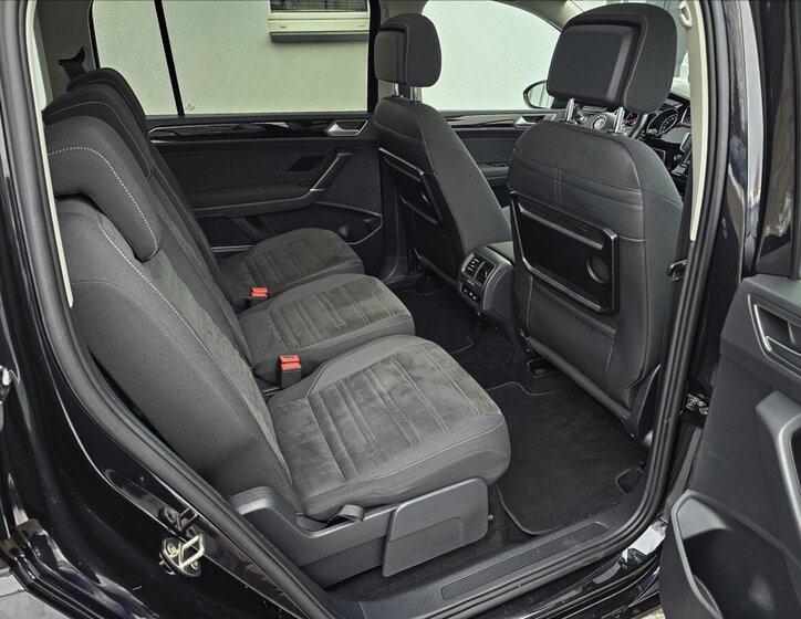 Volkswagen Touran 34