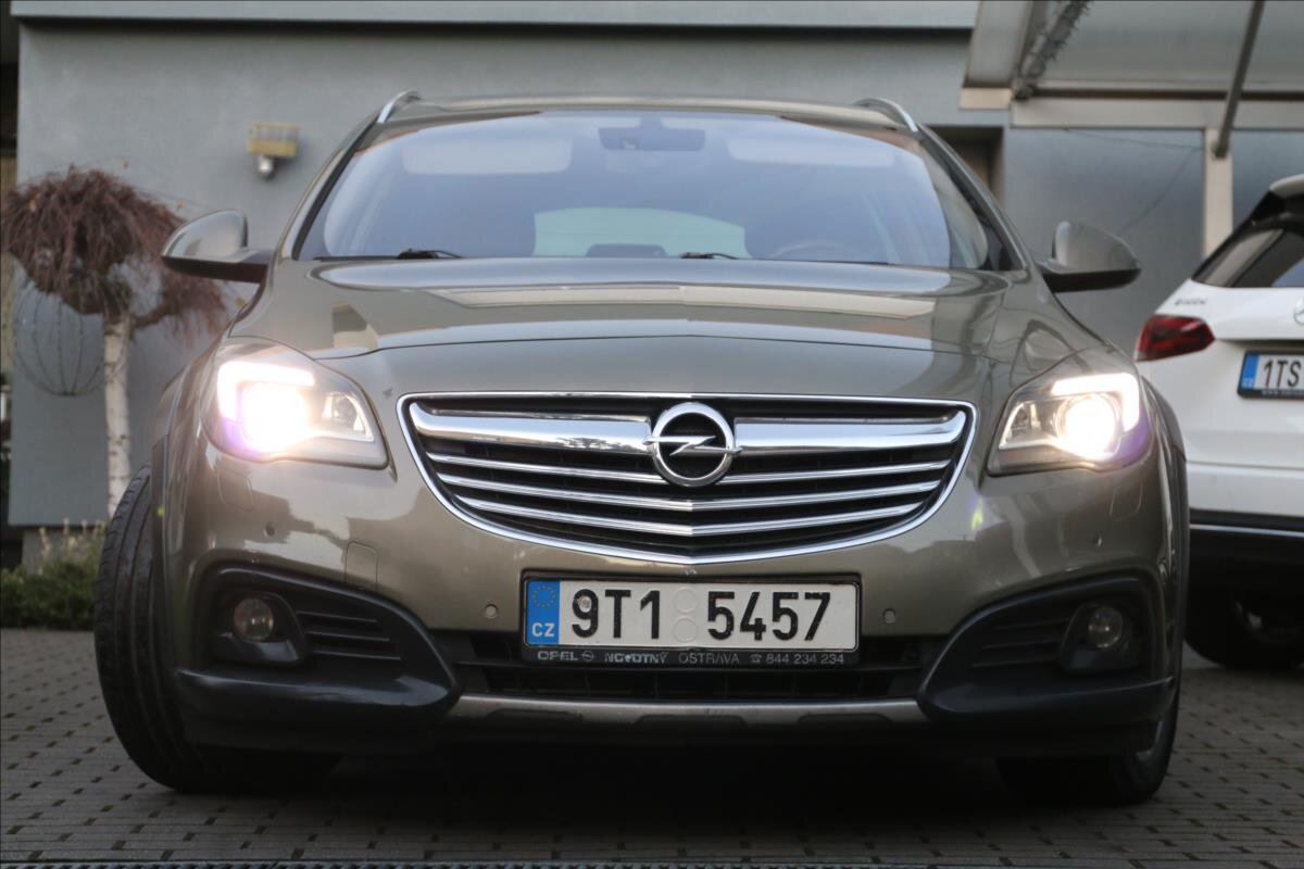 Opel Insignia Kombi 2,0 l 143 kw
