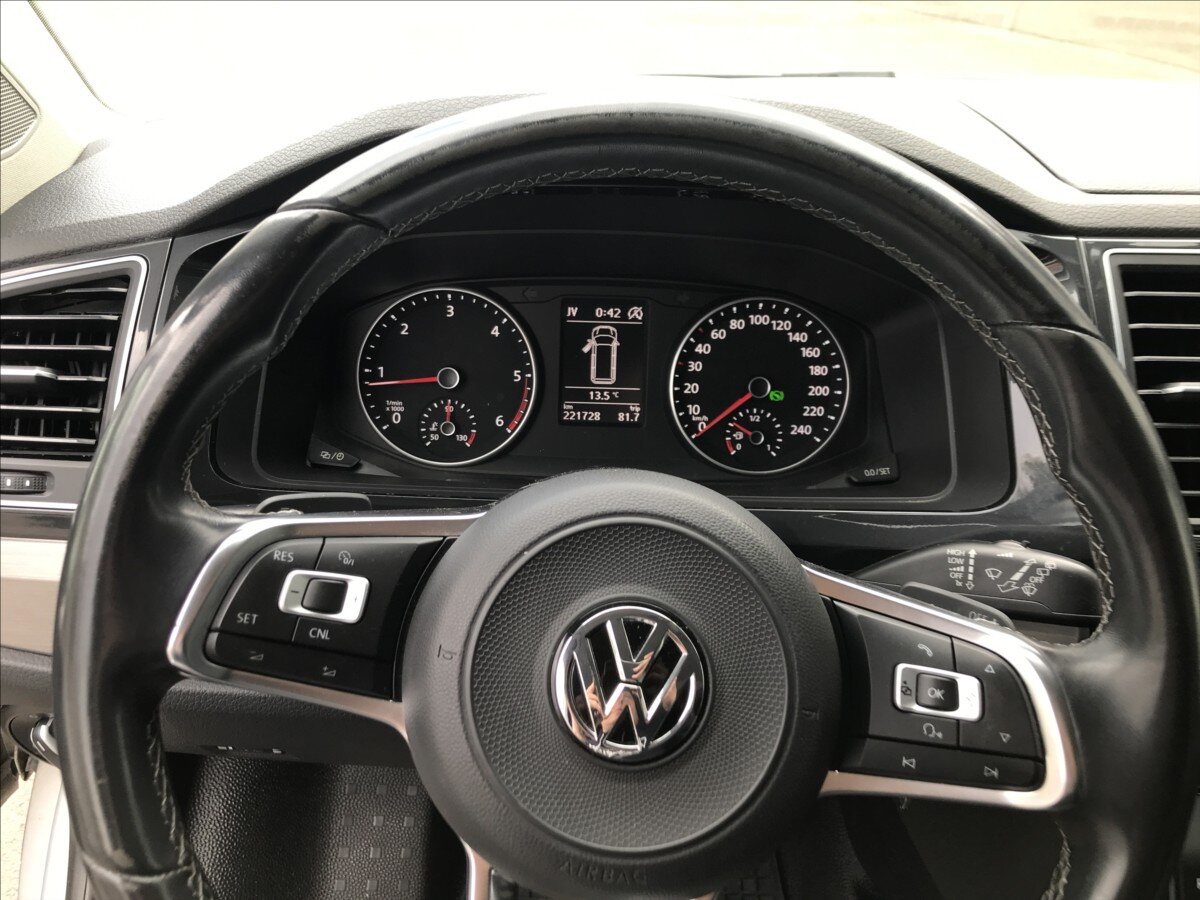 Volkswagen Caravelle Kombi 2,0 l 110 kw