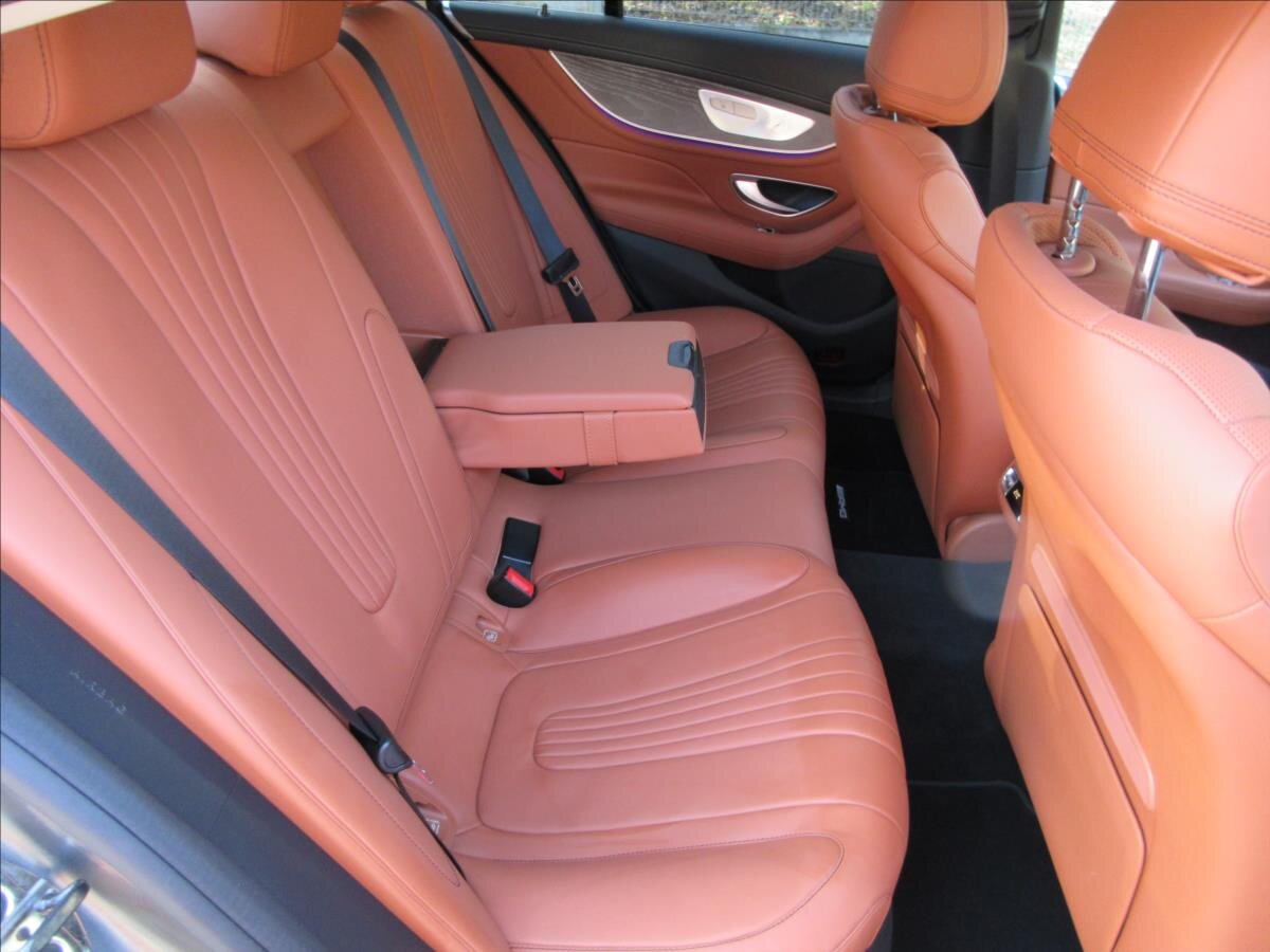 Mercedes-Benz CLS Sedan / Limuzína 3,0 l 270 kw