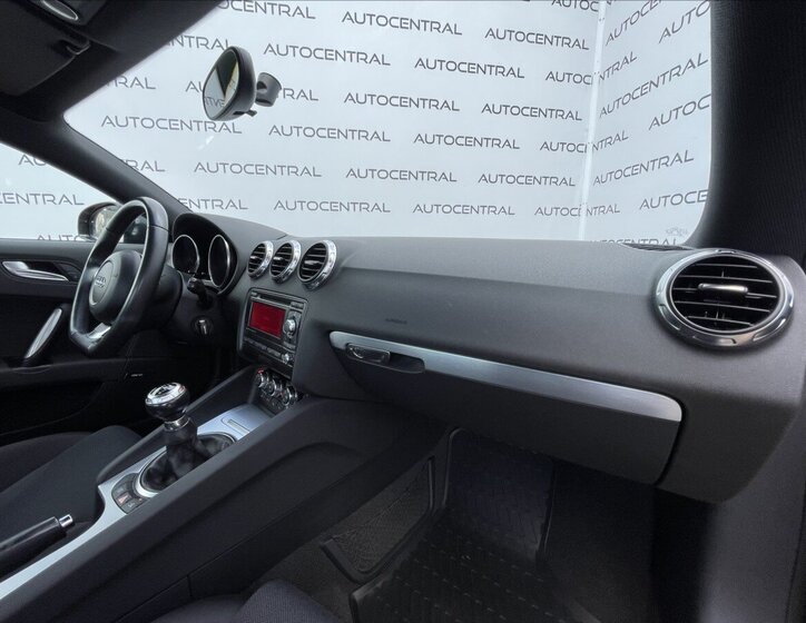 Audi TT Kupé 2,0 l 147 kw