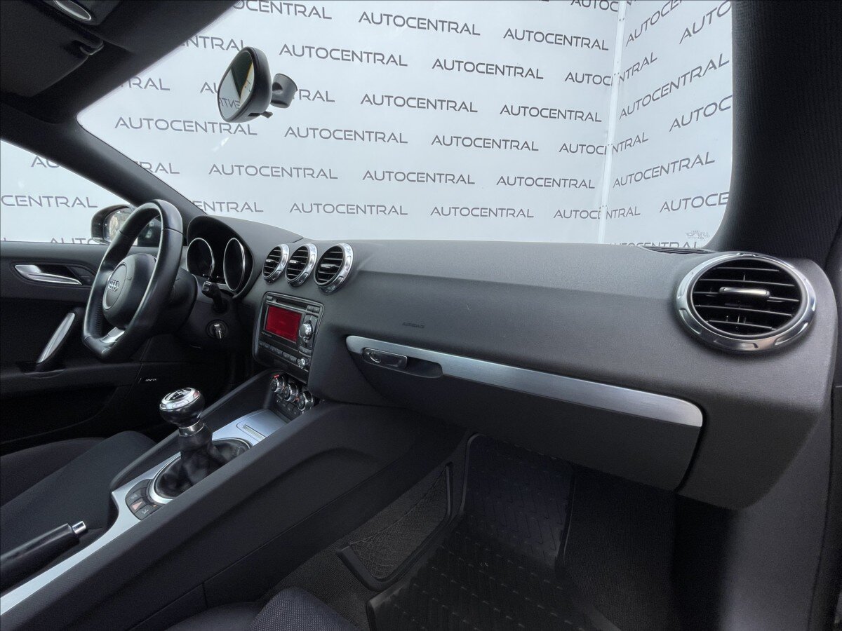 Audi TT Kupé 2,0 l 147 kw
