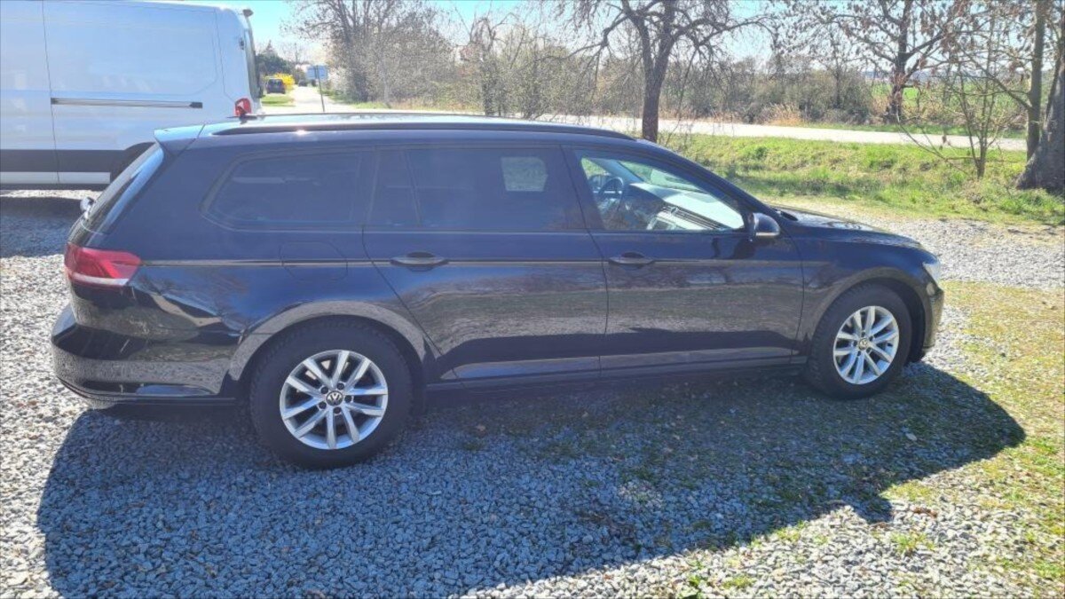 Volkswagen Passat Kombi 0,0 110 kw