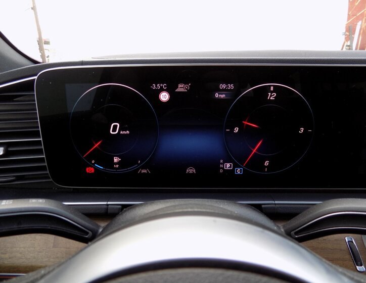 Mercedes-Benz GLS SUV 2,9 l 243 kw