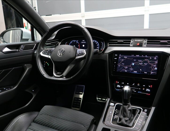 Volkswagen Passat Kombi 2,0 l 147 kw