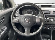 Suzuki Swift 15