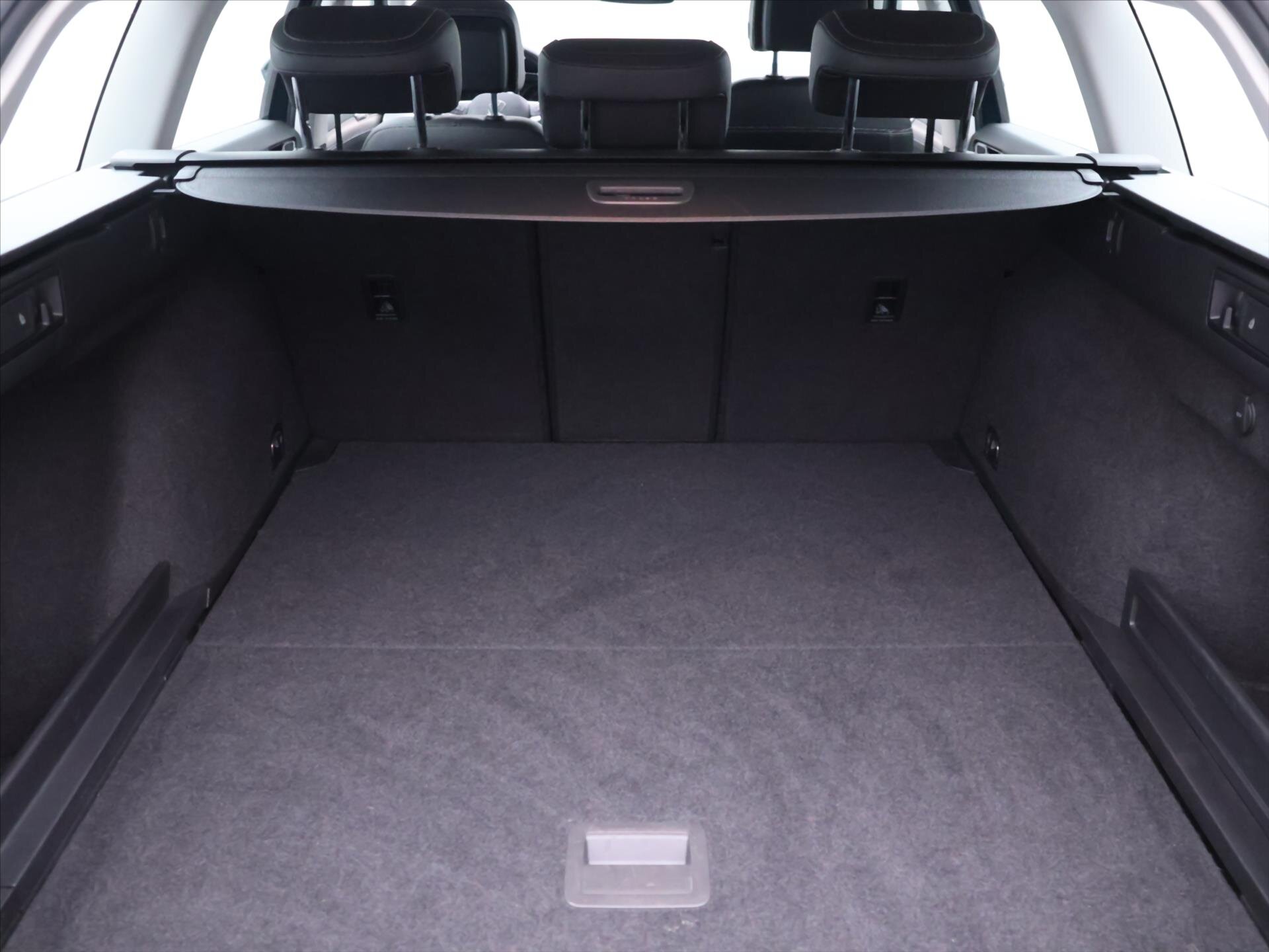 Volkswagen Passat Kombi 2,0 l 110 kw