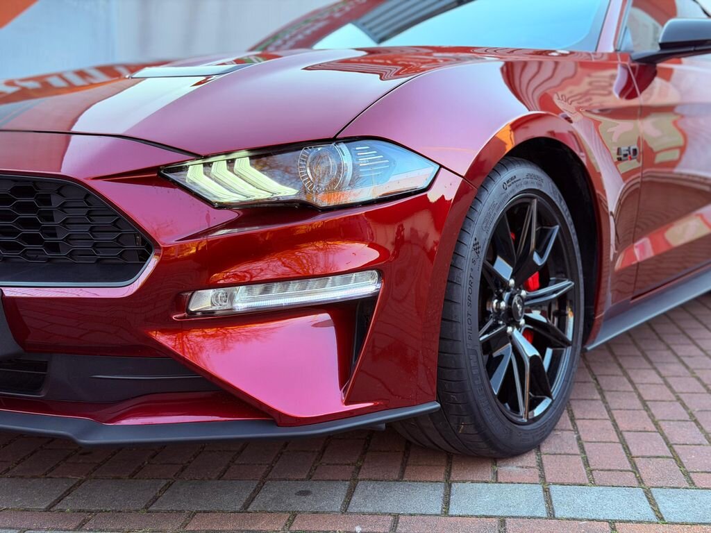 Ford Mustang Kupé 5,0 l 331 kw