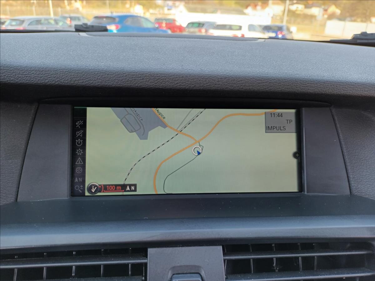 BMW X3 SUV / Terénní 2,0 l 135 kw