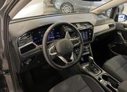 Volkswagen Touran 6
