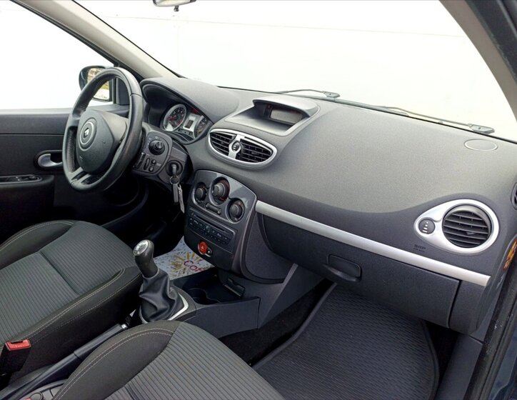 Renault Clio Hatchback 1,1 l 55 kw