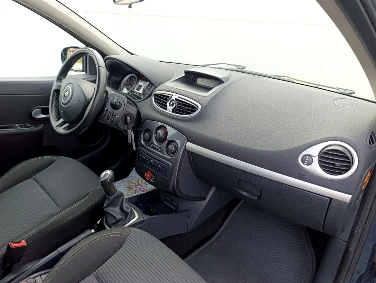 Renault Clio Hatchback 1,1 l 55 kw