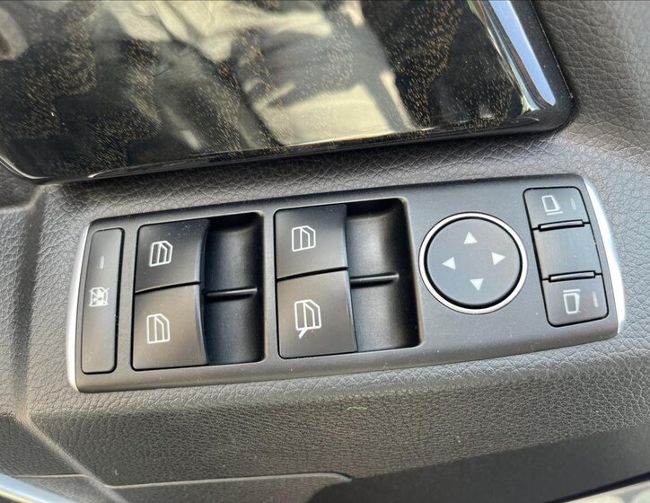 Mercedes-Benz GLK SUV / Terénní 3,0 l 195 kw