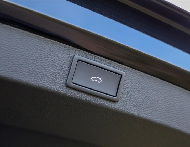 Škoda Karoq SUV / Terénní 2,0 l 110 kw