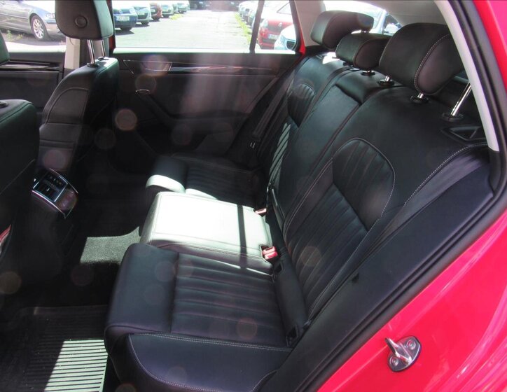 Škoda Superb Kombi 2,0 l 140 kw
