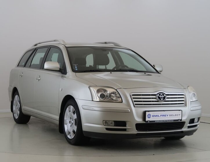 Toyota Avensis Kombi 2,0 l 108 kw