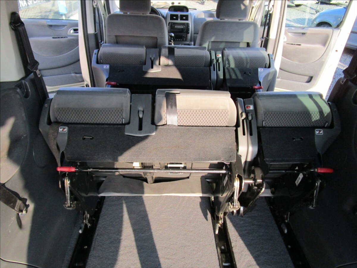 Citroën Jumpy Ostatní 2,0 l 120 kw