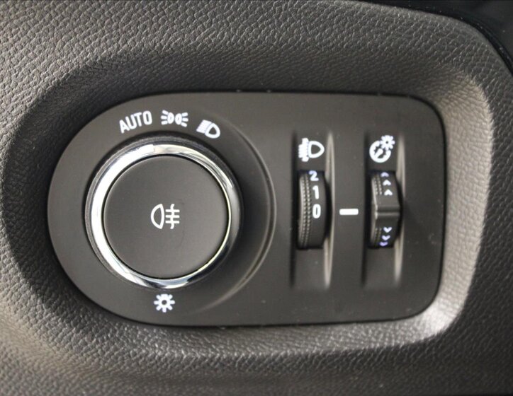 Opel Corsa Hatchback 1,2 l 55 kw