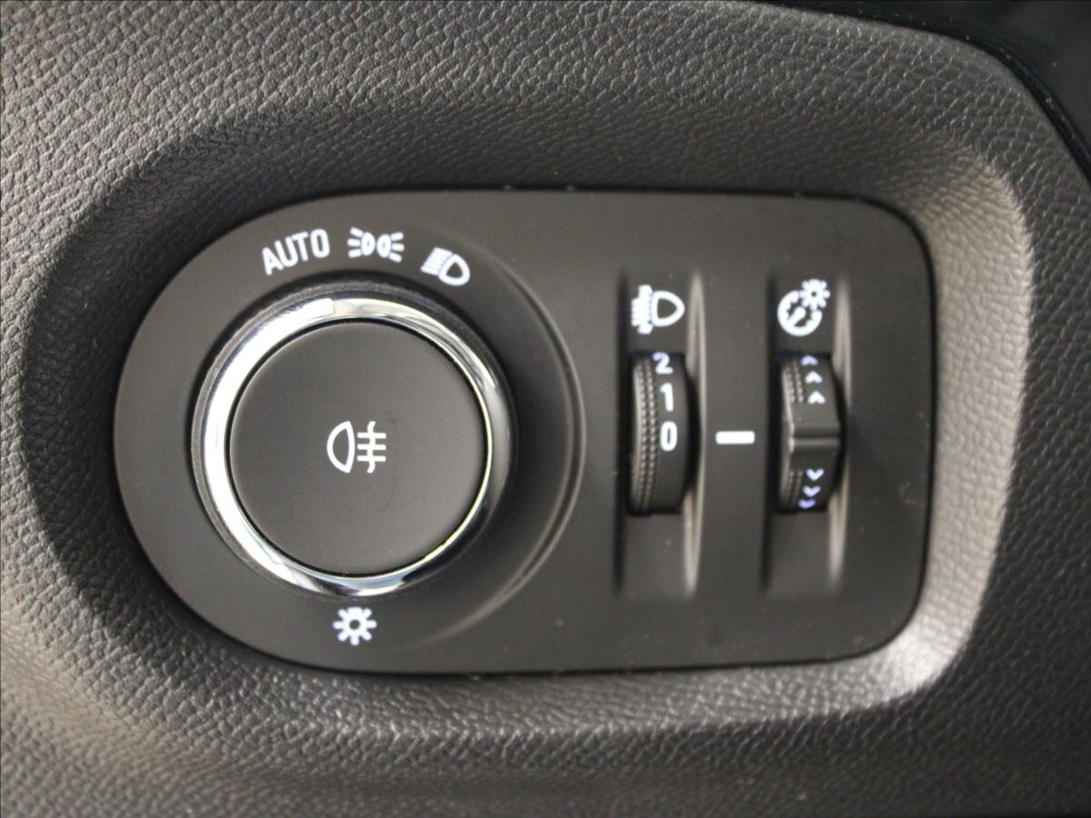 Opel Corsa Hatchback 1,2 l 55 kw