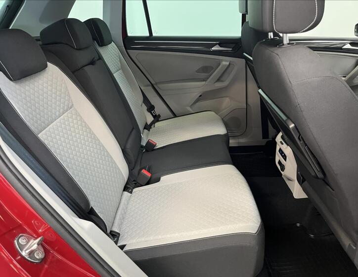 Volkswagen Tiguan 24