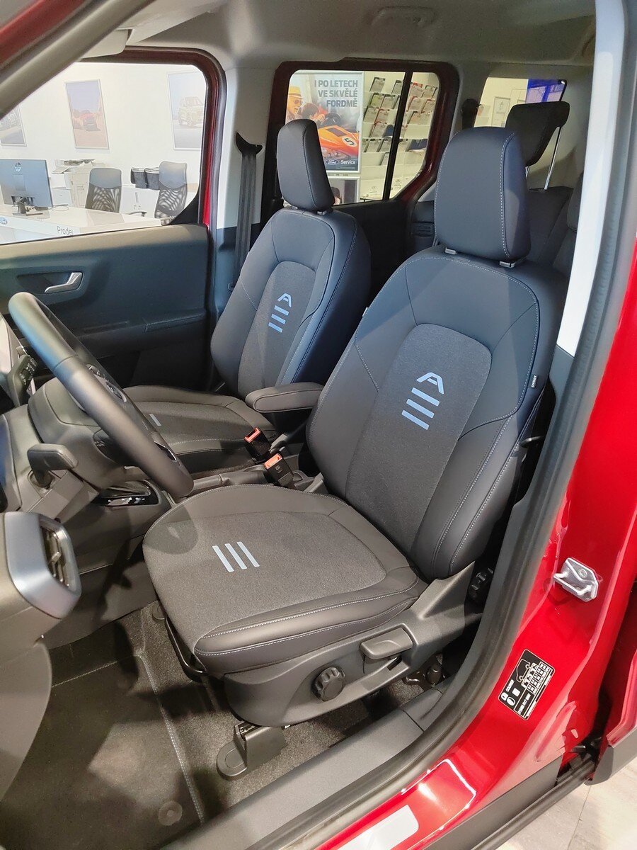 Ford Tourneo Courier MPV 998,0 92 kw