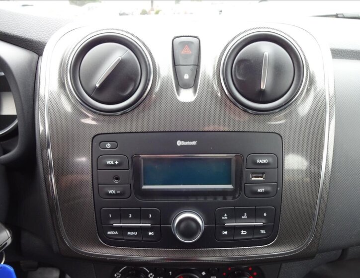 Dacia Sandero Hatchback 898,0 66 kw