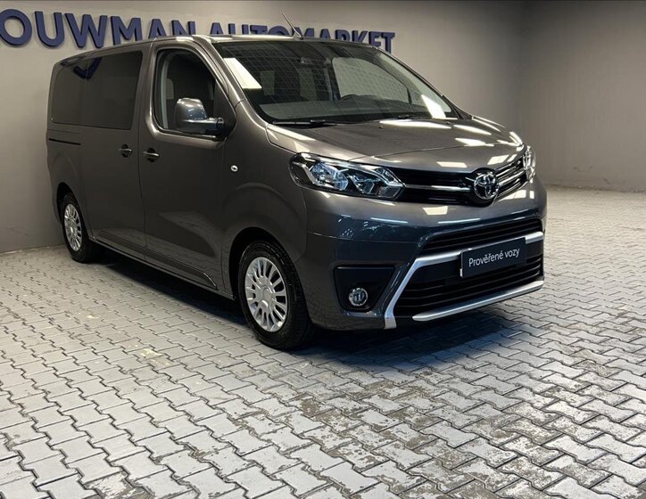 Toyota ProAce Verso 13