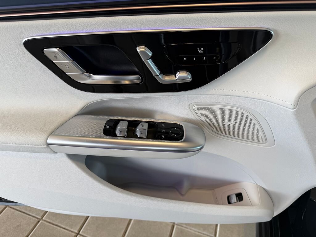 Mercedes-Benz EQE SUV 0,0 180 kw