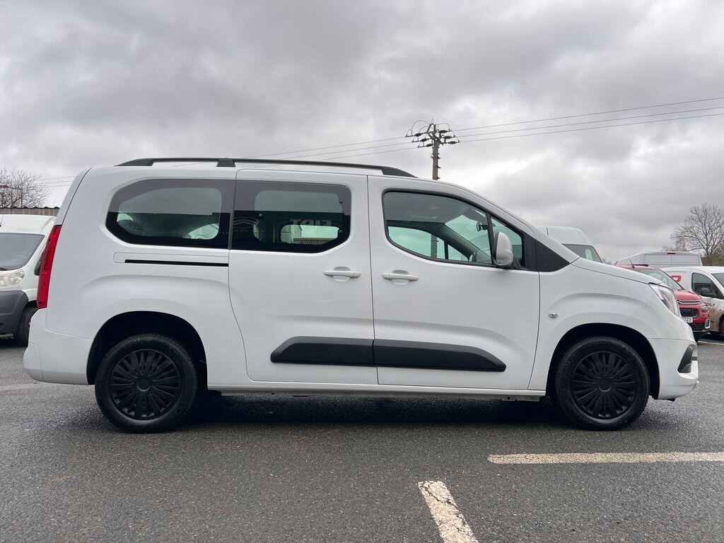 Opel Combo Kombi 1,2 l 81 kw