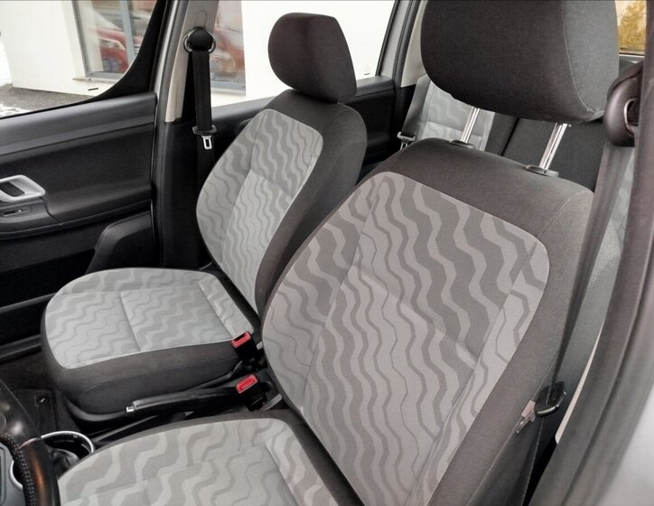 Škoda Roomster MPV 1,6 l 77 kw