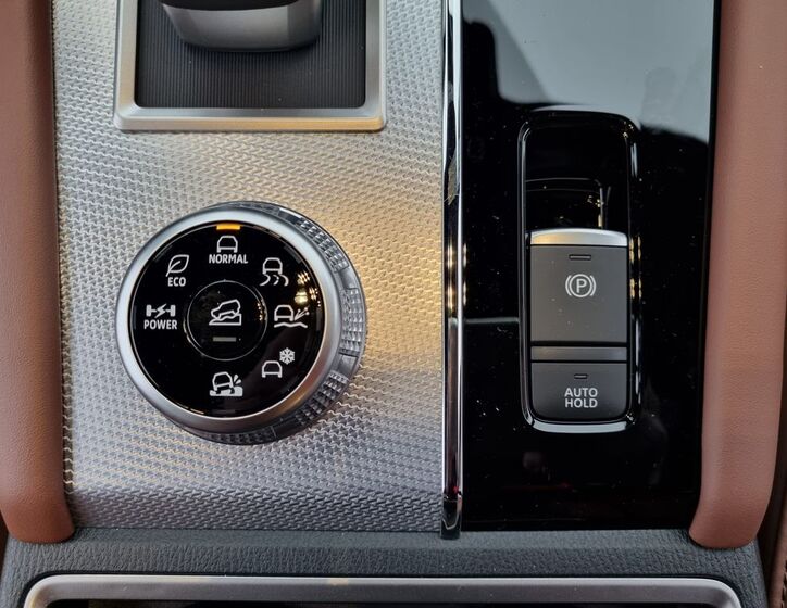 Mitsubishi Outlander 20