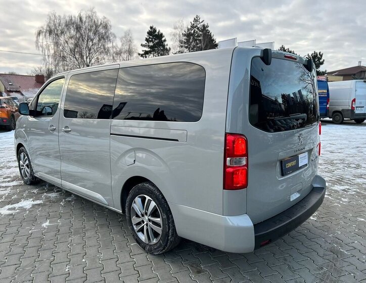 Peugeot Traveller 15