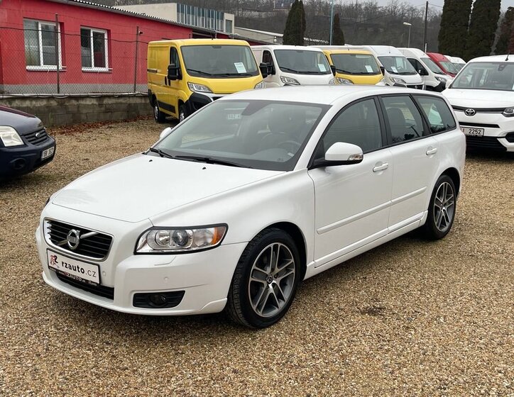 Volvo V50 1